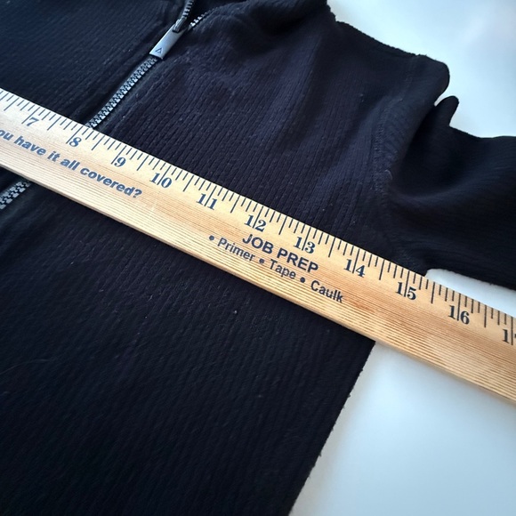 Alala Rise Up - Black Ribbed Crop Long Sleeve Full-Zip Athletic Top  XS - Picture 6 of 7